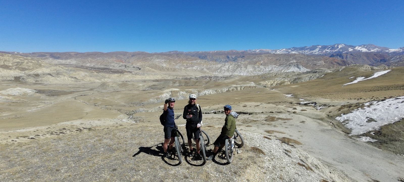 Gravelbiken door het hooggebergte van Upper Mustang in Nepal